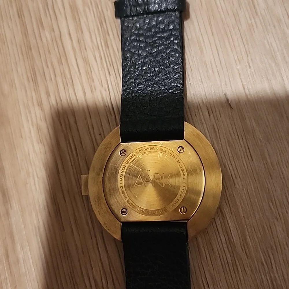 Aark Watch - Picture 5 of 5